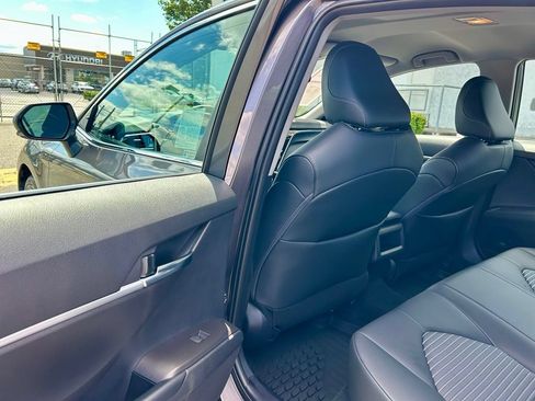 Certified 2023 Toyota Camry SE w/ Convenience Package FWD image 11
