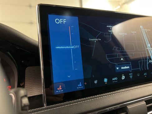 New 2026 Lincoln Corsair Reserve image 14