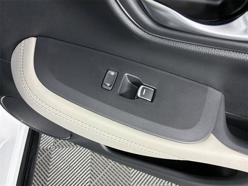 Used 2026 Honda HR-V EX-L image 35