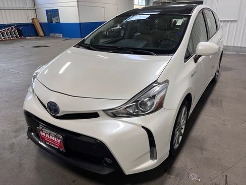 Used 2015 Toyota Prius V Five w/ Advanced Technology Package image 7