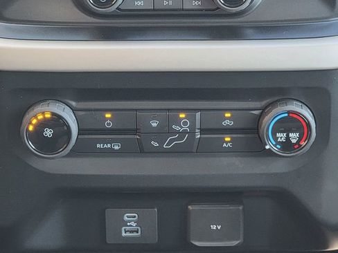 Used 2021 Ford F150 XLT image 22