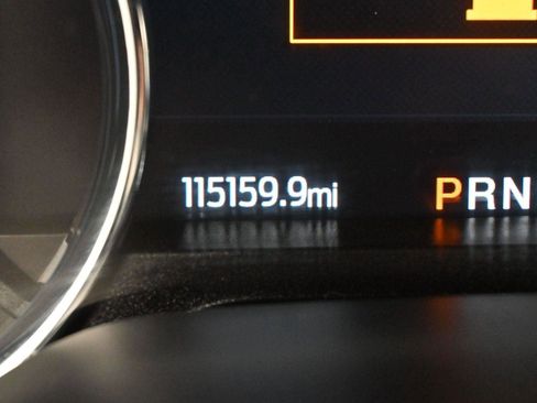 Used 2020 Ford F350 Lariat w/ Lariat Value Package image 20