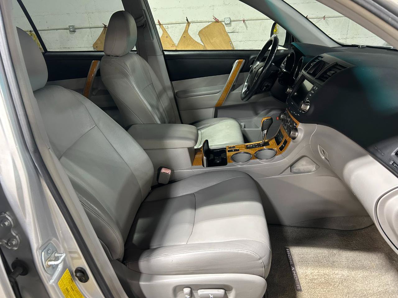 Used 2008 Toyota Highlander Limited AWD/4WD image 21