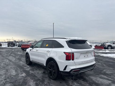 Used 2022 Kia Sorento SX image 5
