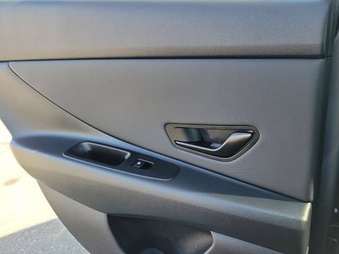 New 2026 Hyundai Elantra SEL Sport FWD image 22