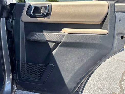 Used 2022 Ford Bronco Wildtrak AWD/4WD image 14