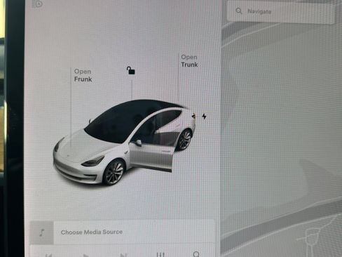 Used 2020 Tesla Model 3 RWD image 13