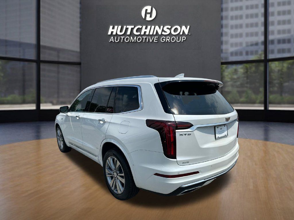 Certified 2023 Cadillac XT6 Premium Luxury w/ Technology Package AWD/4WD image 5