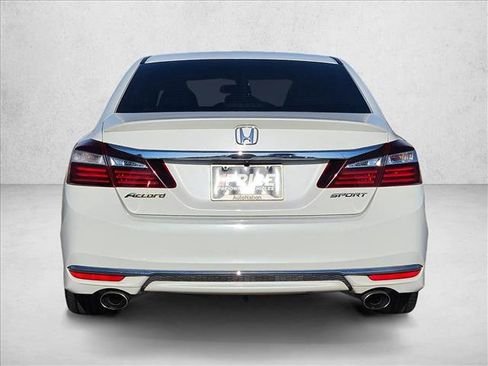 Used 2016 Honda Accord Sport image 7