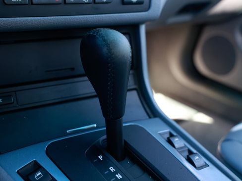 Used 1999 BMW 323i Sedan image 35