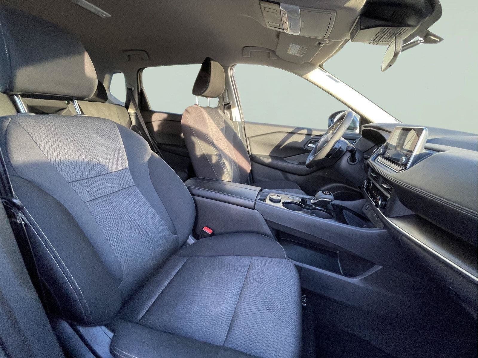 Used 2026 Nissan Rogue SV AWD/4WD image 24