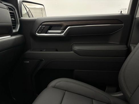 New 2026 GMC Sierra 1500 SLT w/ SLT Premium Package image 44