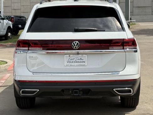 Used 2025 Volkswagen Atlas SE FWD image 5