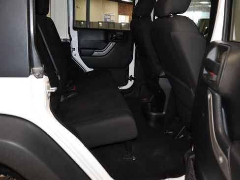 Used 2017 Jeep Wrangler Unlimited Sport w/ Quick Order Package 24S AWD/4WD image 22