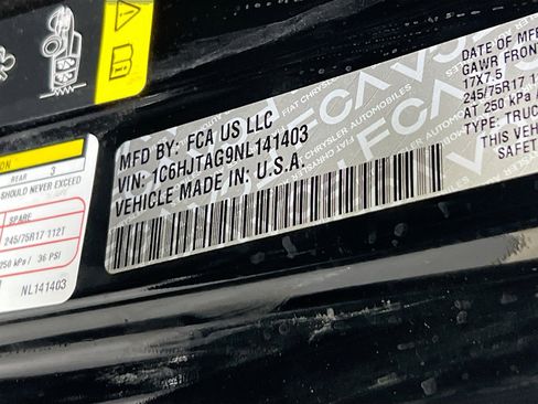 Used 2022 Jeep Gladiator Sport image 29