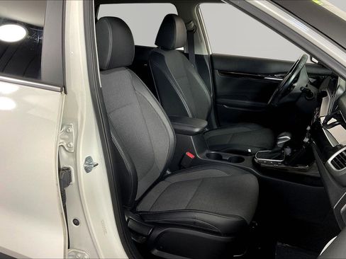 Used 2024 Kia Seltos S AWD/4WD image 28