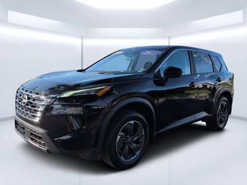 Used 2025 Nissan Rogue SV FWD image 7