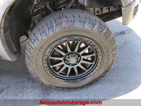 Used 2011 Ford F150 Raptor w/ Raptor Luxury Pkg image 27