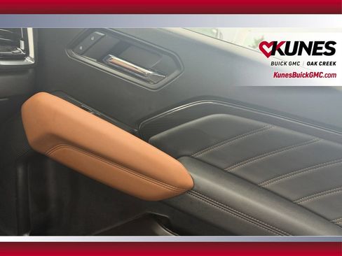 Used 2024 GMC Canyon AT4 w/ AT4 Premium Package AWD/4WD image 36