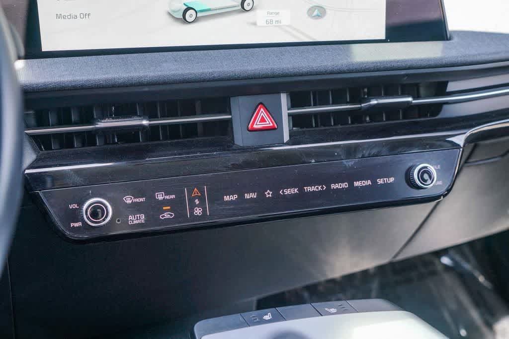 Used 2024 Kia EV6 Light RWD image 21