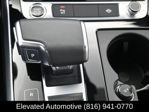 Used 2025 Audi Q8 Premium Plus AWD/4WD image 23