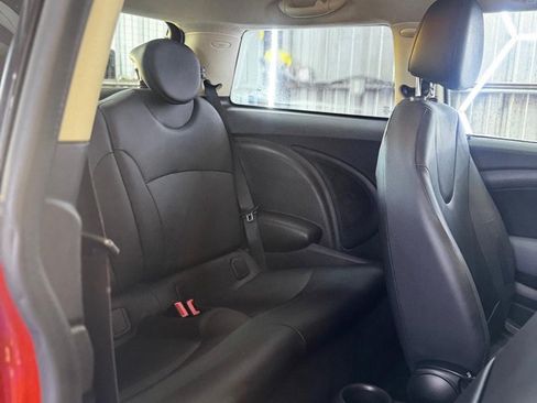 Used 2011 MINI Cooper Hardtop FWD image 29