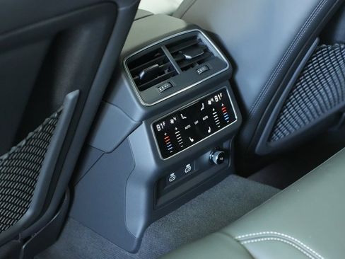 Used 2025 Audi RS 6 performance image 39