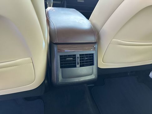 Used 2015 Toyota Avalon XLE Touring image 20