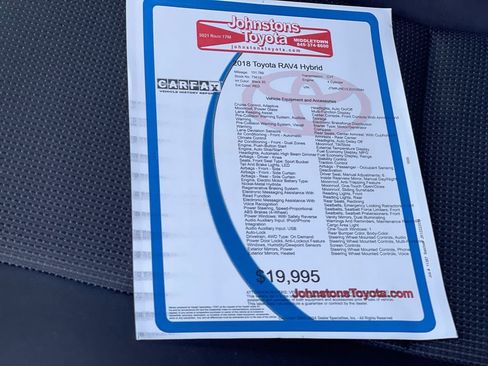 Used 2018 Toyota RAV4 XLE w/ Convenience Package AWD/4WD image 3