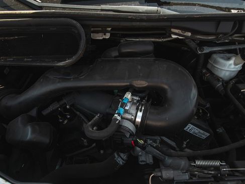 Used 2018 Ford Transit 250 138 image 16