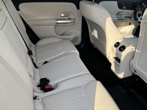 Certified 2023 Mercedes-Benz GLB 250 image 19