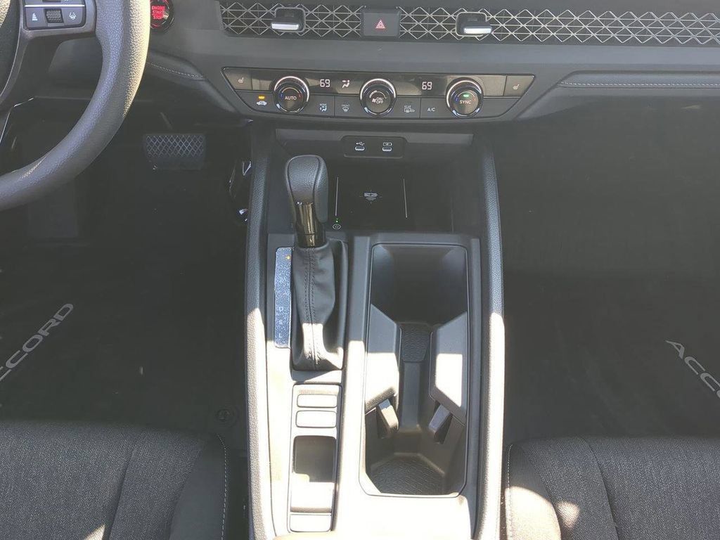 New 2026 Honda Accord SE image 18