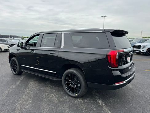New 2026 GMC Yukon XL Elevation w/ Elevation Premium Package AWD/4WD image 9