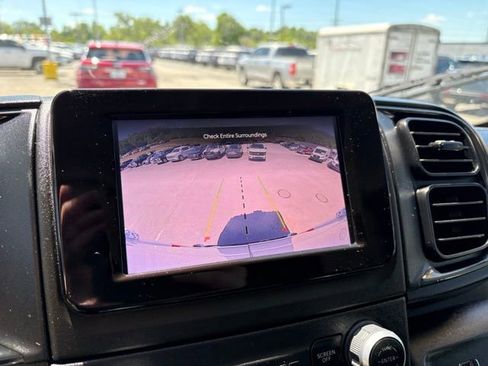Used 2025 RAM ProMaster 2500 w/ Convenience Group FWD image 4