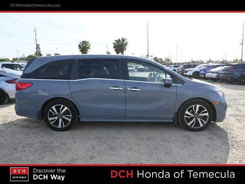 Used 2023 Honda Odyssey Touring image 5