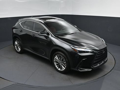 Certified 2025 Lexus NX 350 AWD w/ Premium Package image 36