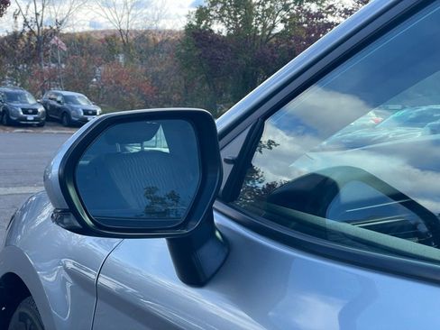 Used 2025 Toyota Camry LE image 27