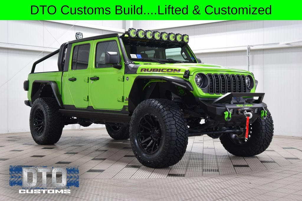 Used 2025 Jeep Gladiator Rubicon w/ Safety Group AWD/4WD image 1