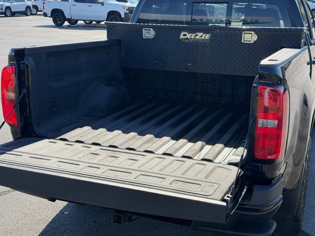 Used 2018 Chevrolet Colorado Z71 w/ Z71 Midnight Edition AWD/4WD image 10