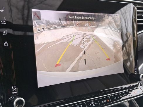 Used 2024 Jeep Wagoneer 4WD w/ Premium Group I image 20