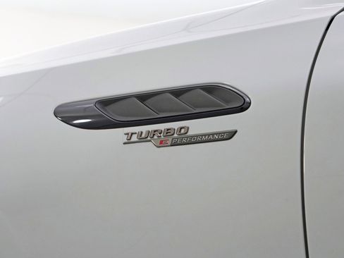 Used 2024 Mercedes-Benz C 63 AMG S image 77