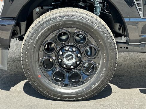 New 2026 Ford F250 Lariat w/ Black Appearance Package AWD/4WD image 24