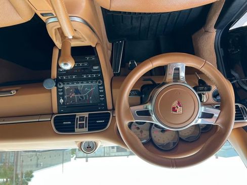 Used 2012 Porsche 911 Carrera S image 8