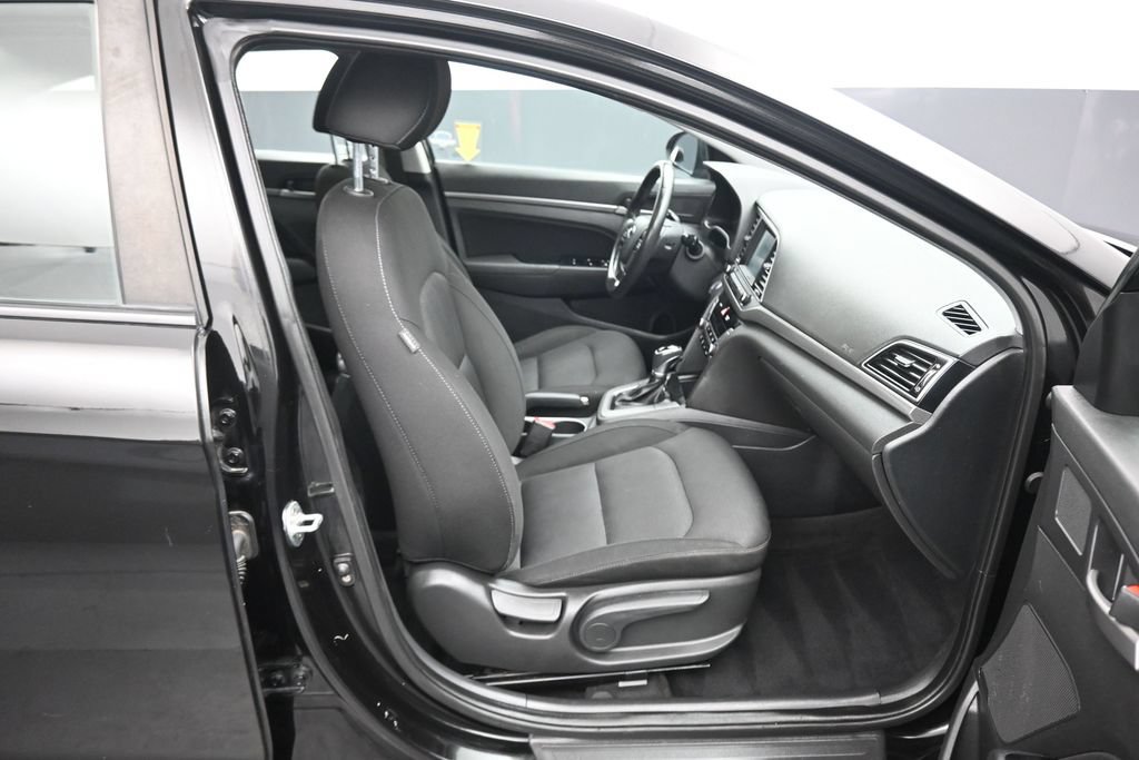 Used 2018 Hyundai Elantra Value Edition w/ Cargo Package FWD image 38