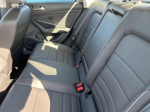 Used 2024 Volkswagen Jetta SE image 35