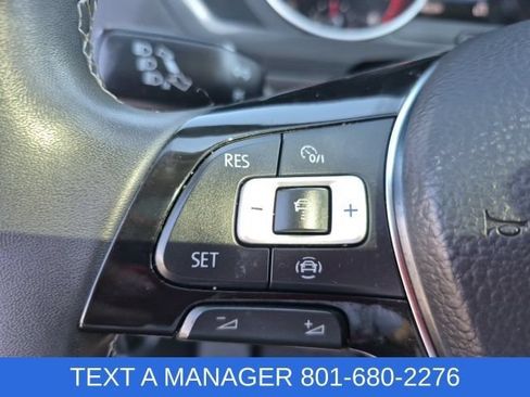 Used 2021 Volkswagen Tiguan SE w/ Panoramic Sunroof Package AWD/4WD image 34