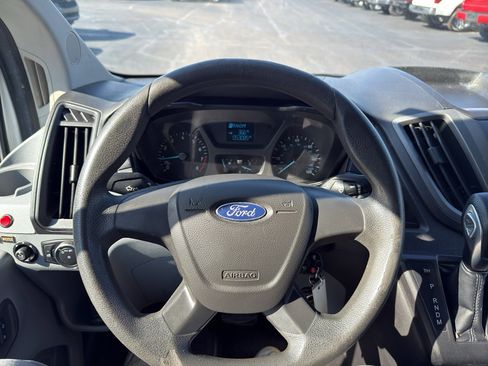 Used 2016 Ford Transit 250 130 Low Roof RWD image 15