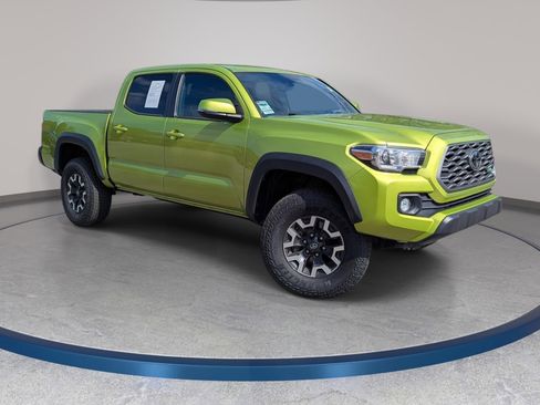 Used 2023 Toyota Tacoma TRD Off-Road w/ Technology Package image 3