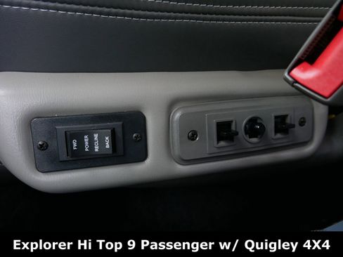 Used 2025 GMC Savana 3500 LT w/ LT Preferred Equipment Group RWD image 57