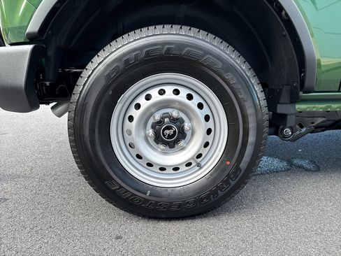 New 2025 Ford Bronco 2-Door image 19